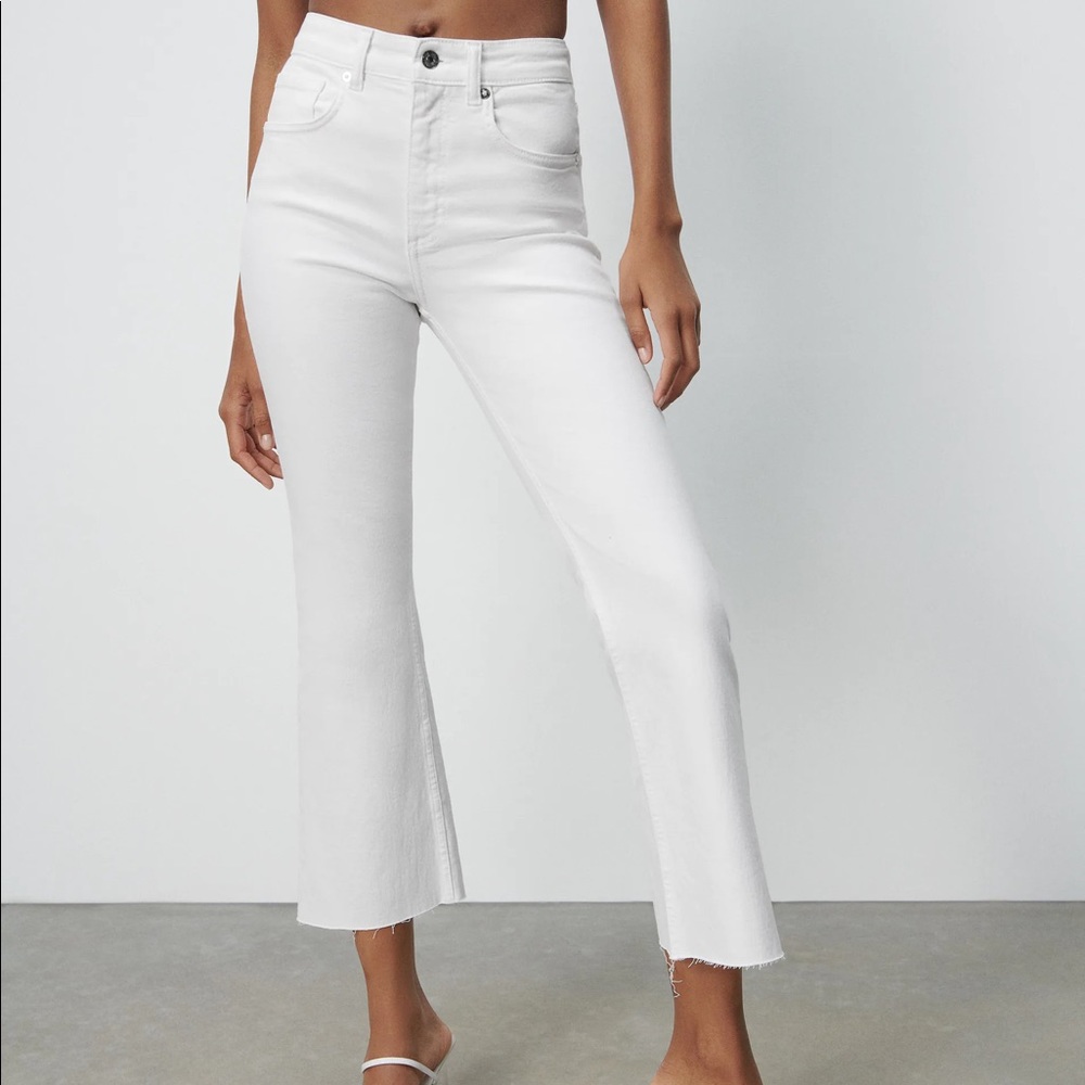 Zara Mid Rise Flare Jeans